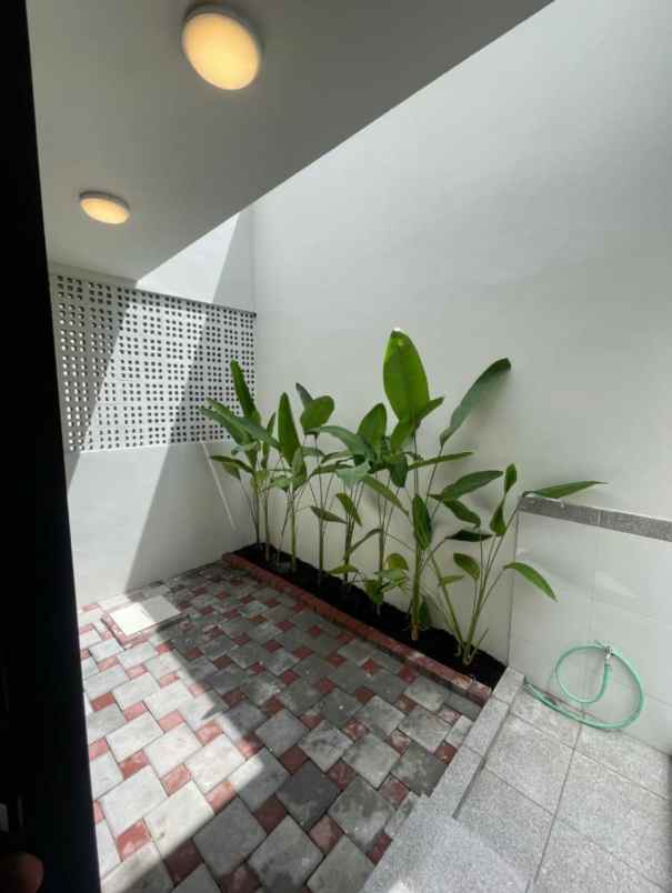 dijual rumah ganjuran