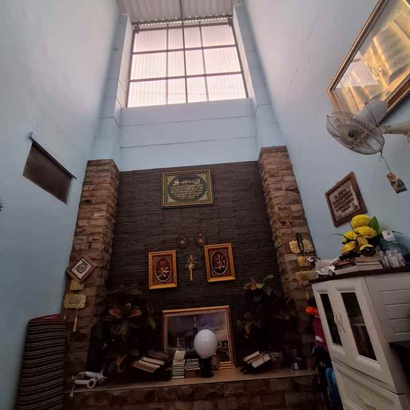 dijual rumah gegerkalong bandung