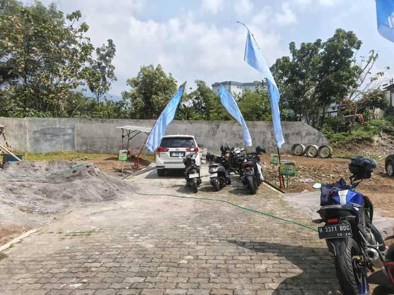 dijual rumah gemuk ungaran barat