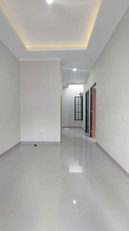 dijual rumah gg hj senin kalibaru kec