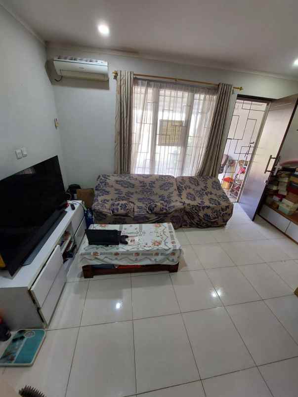 dijual rumah graha raya bintaro