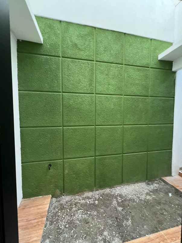 dijual rumah harapan indah 1 perumahan