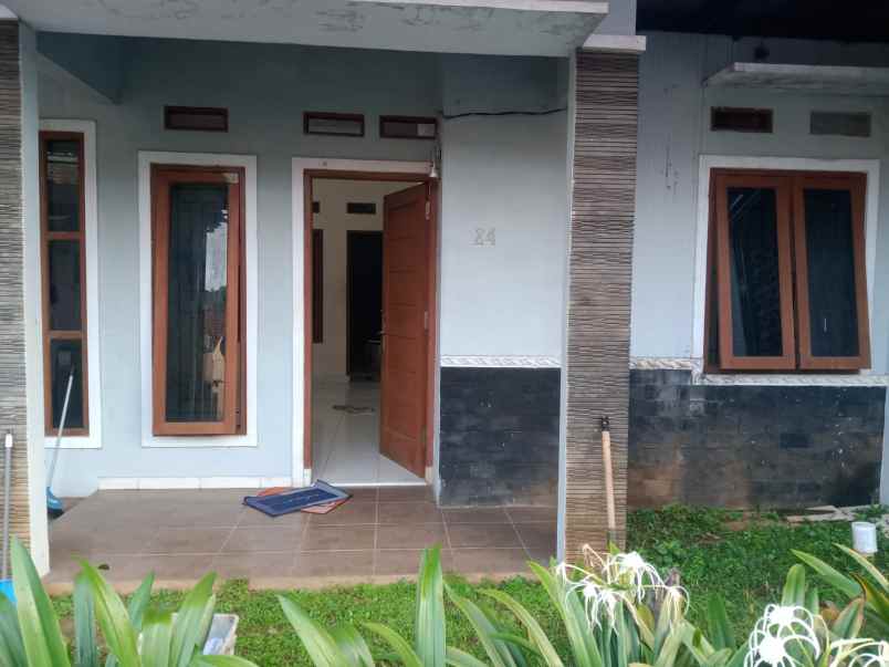 dijual rumah hasanah village pancoran