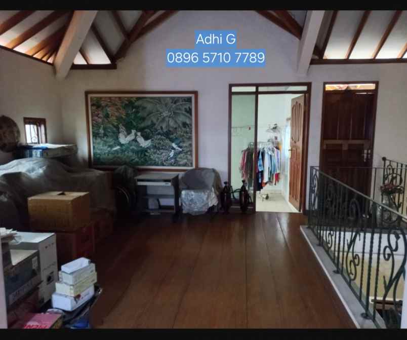 dijual rumah hook dan nyaman di gegerkalong