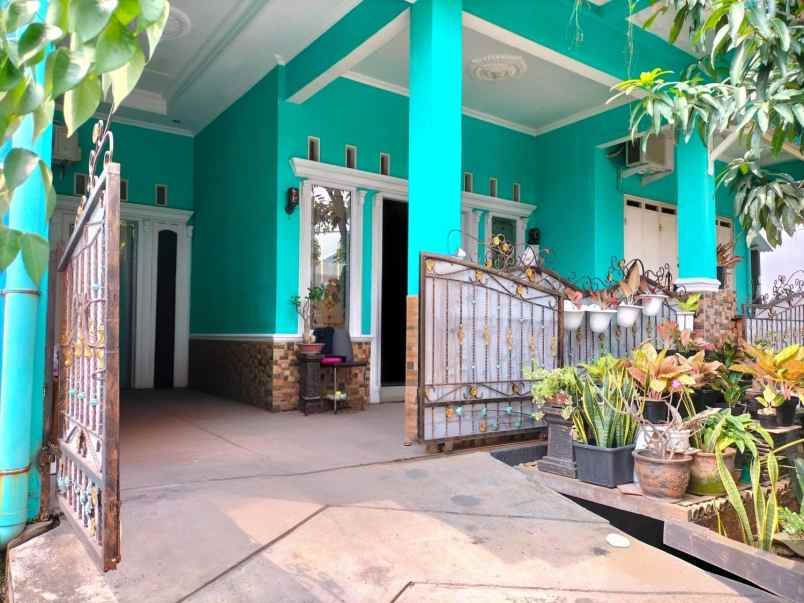 dijual rumah hook di villa indah permai bekasi utara