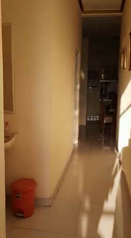 dijual rumah jalan bidara cina