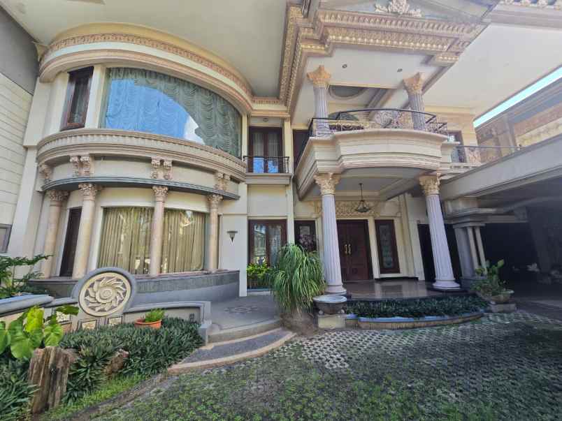 dijual rumah jalan bintang diponggo