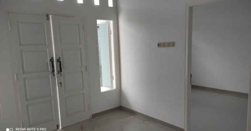 dijual rumah jalan bintara iv bekasi barat