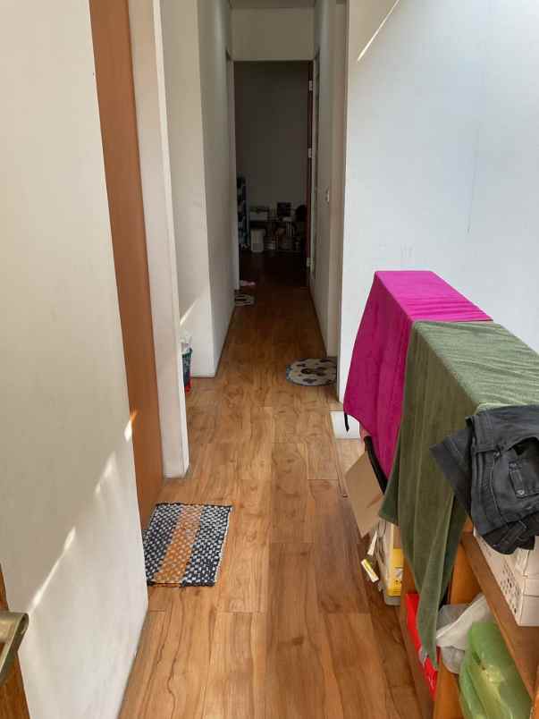dijual rumah jalan cempaka putih timur