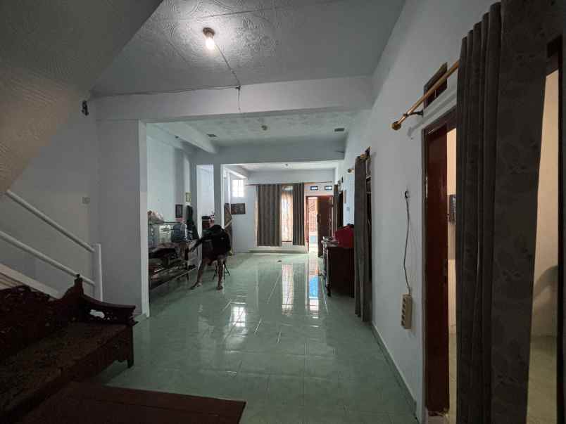 dijual rumah jalan empangsari dalam no