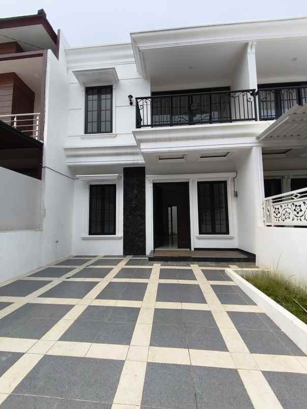 dijual rumah jalan h kochen cilodong