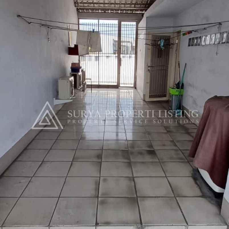 dijual rumah jalan kol yos sudarso