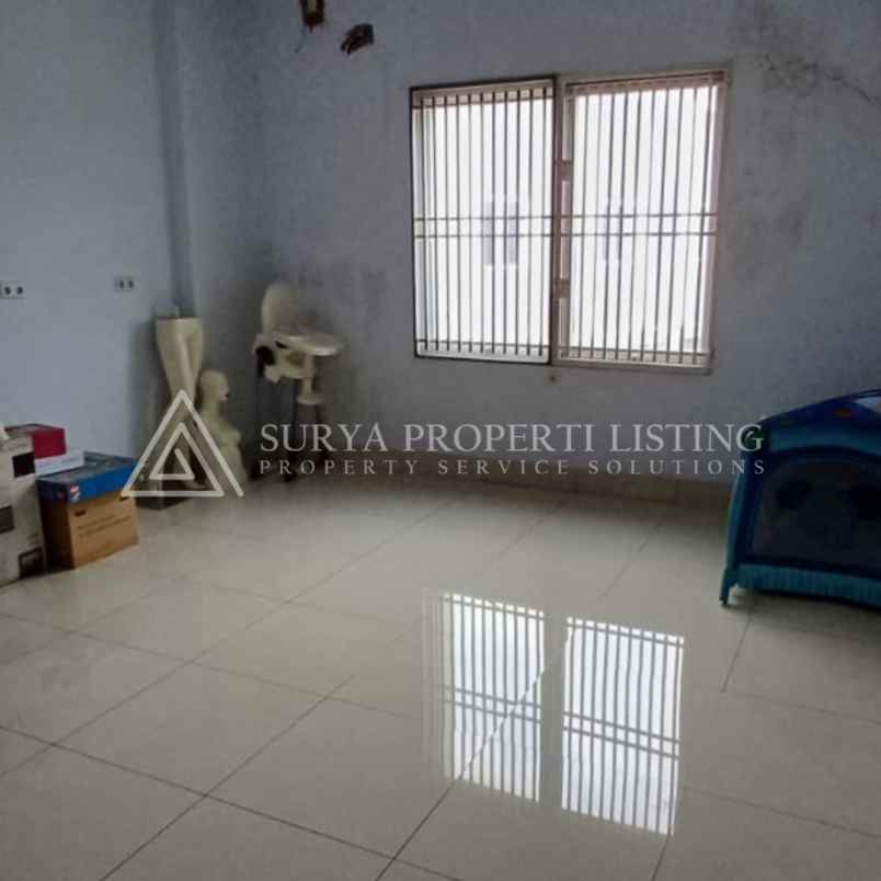 dijual rumah jalan kol yos sudarso