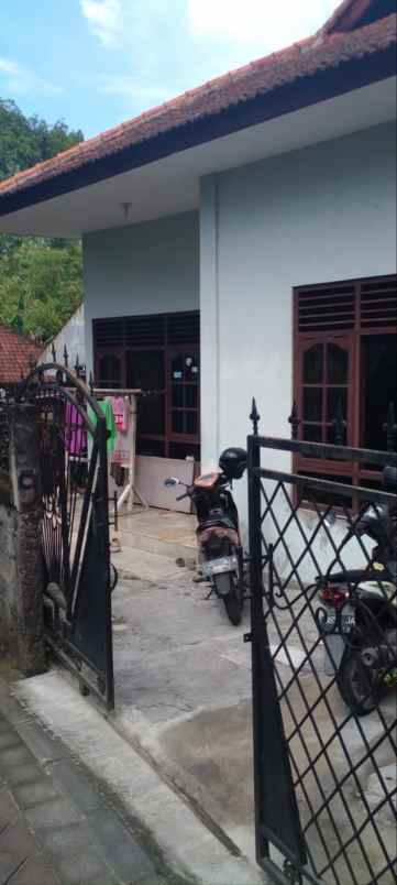 dijual rumah jalan muding buit