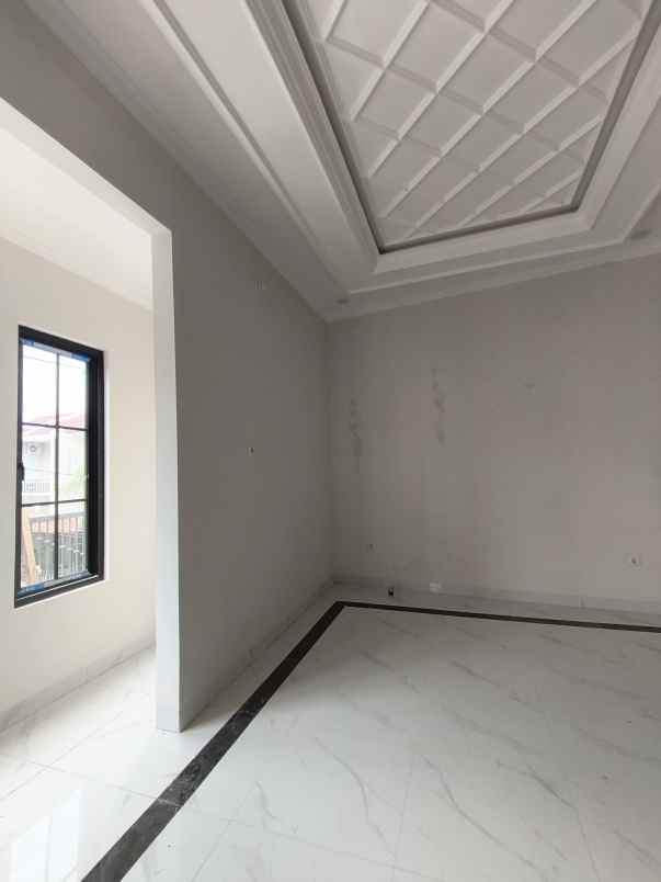 dijual rumah jalan perhubungan