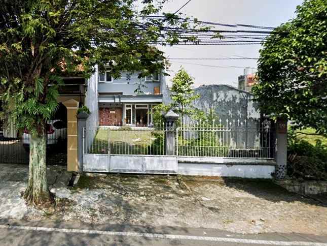 dijual rumah jalan raden intan