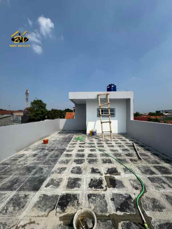 dijual rumah jalan raya jagakarsa