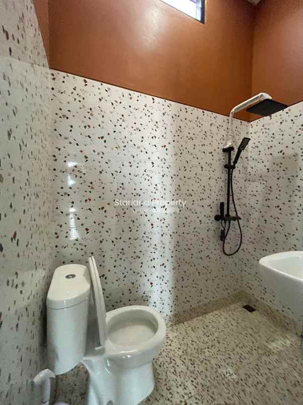 dijual rumah jalan raya pondok betung