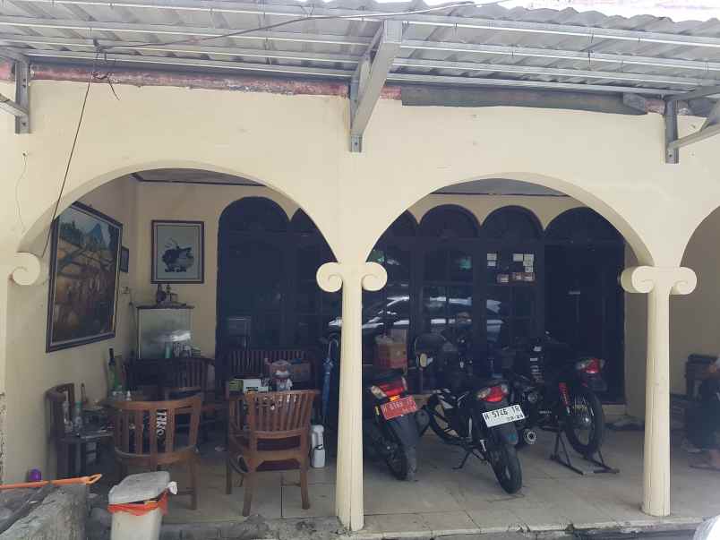 dijual rumah jalan tampomas sampangan