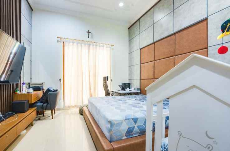 dijual rumah jalan tanah abang iv