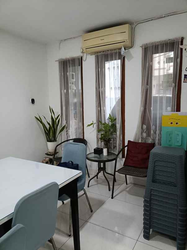 dijual rumah janur hijau kelapa gading