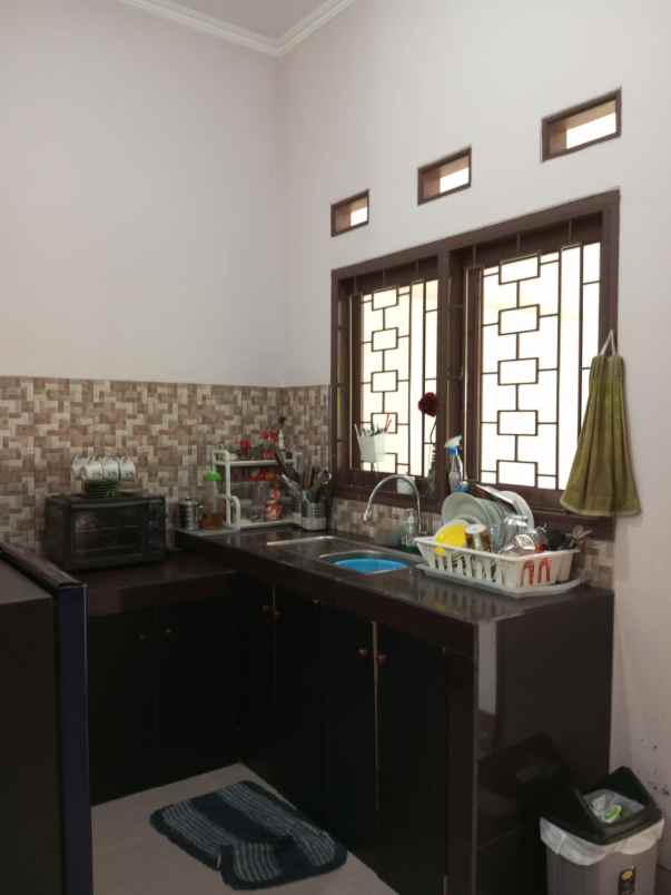 dijual rumah jatiasih