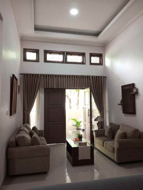 dijual rumah jatiasih