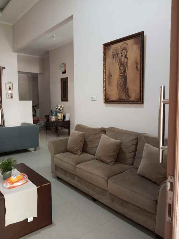 dijual rumah jatiasih