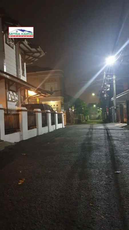 dijual rumah jatiwaringin asri pondok