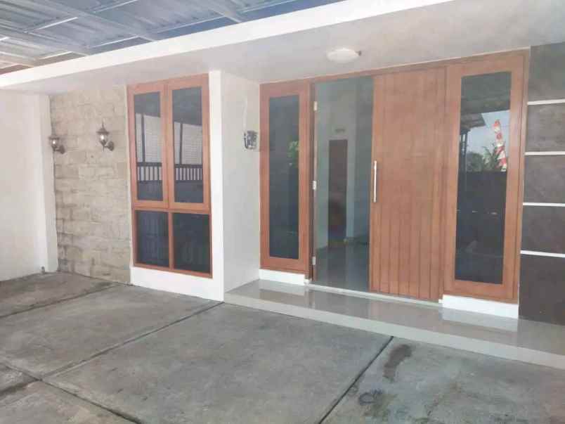 dijual rumah jl bantul km 7