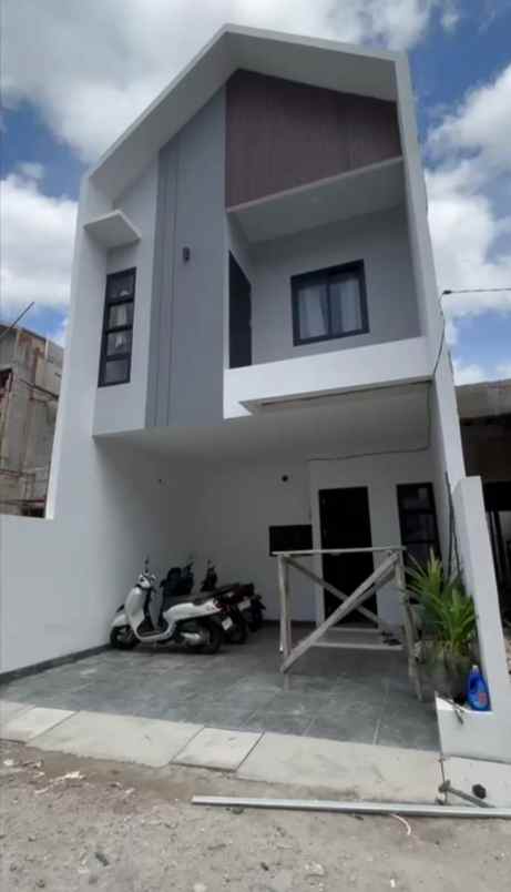 dijual rumah jl batu ampar