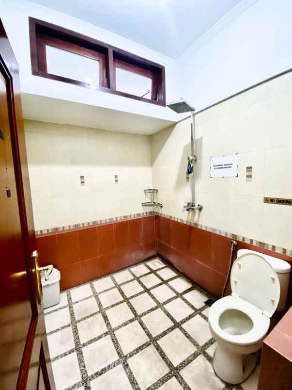 dijual rumah jl buah batu