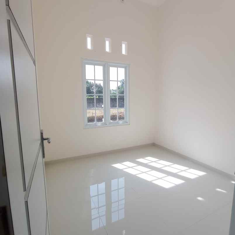 dijual rumah jl candi asri candirejo