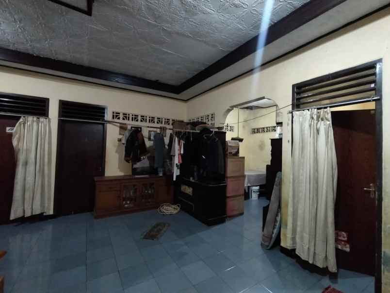 dijual rumah jl cendrawasih raya beji depok