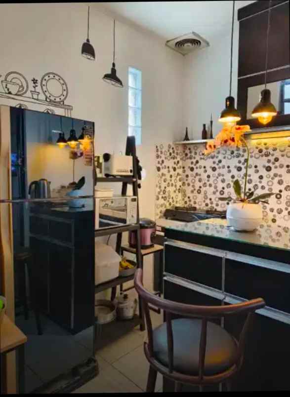 dijual rumah jl dago giri bandung