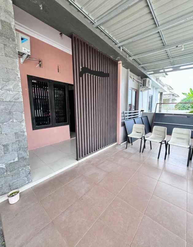 dijual rumah jl delima