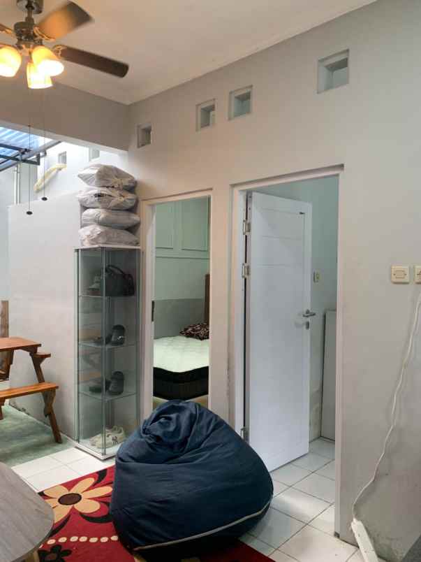 dijual rumah jl godean km 8