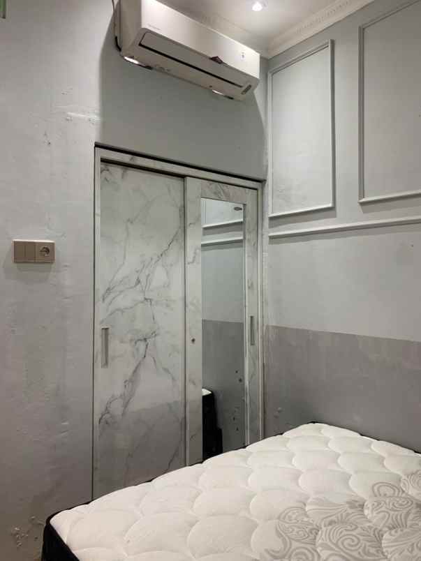 dijual rumah jl godean km 8