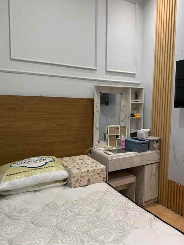 dijual rumah jl godean km 8