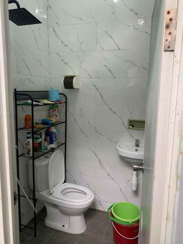 dijual rumah jl godean km 8