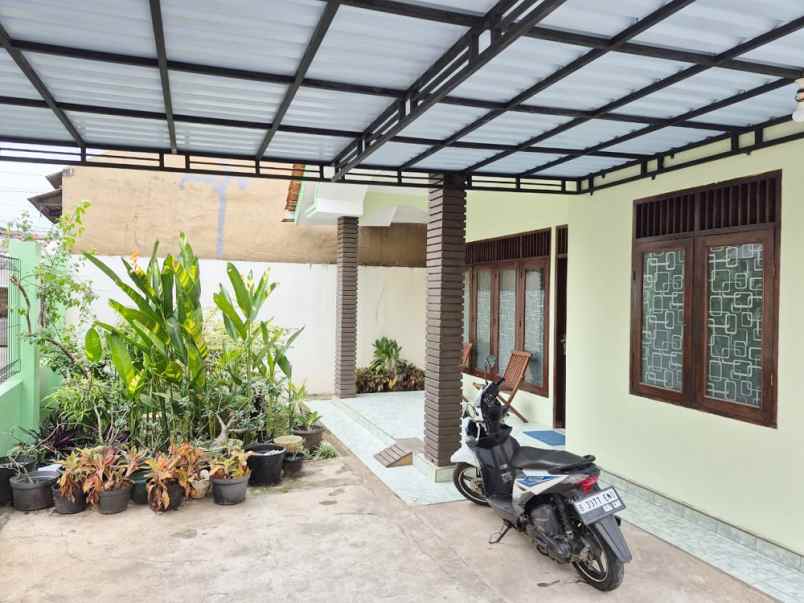 dijual rumah jl h saidi no 103 kel