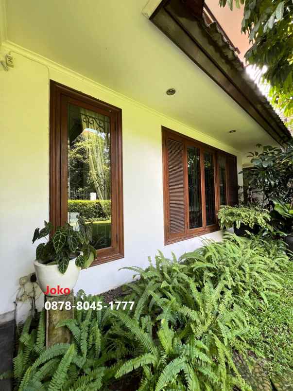 dijual rumah jl hang tuah