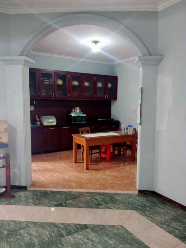 dijual rumah jl jemur andayani