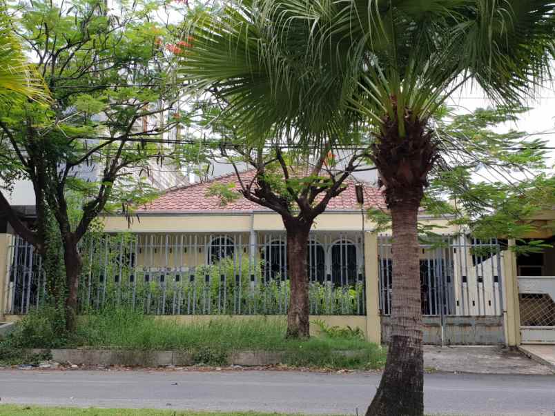 dijual rumah jl kencanasari barat