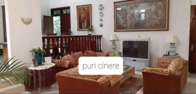 dijual rumah jl lembah pinus puri