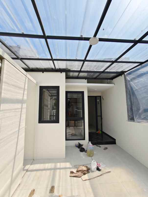 dijual rumah jl margahayu raya