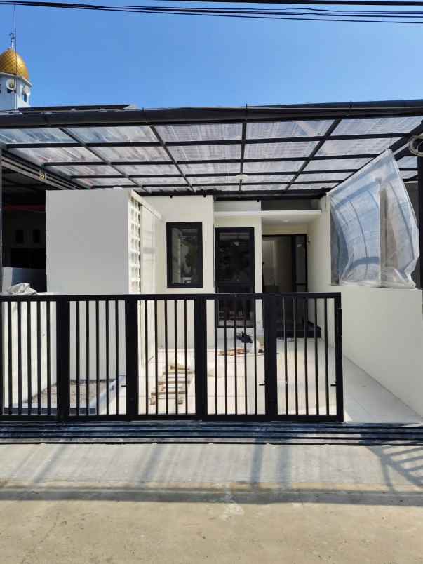 dijual rumah jl margahayu raya