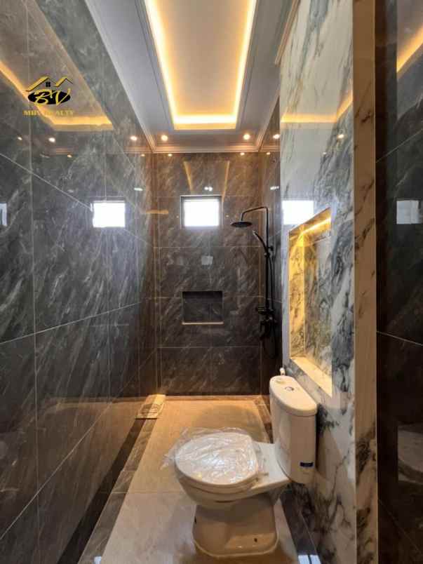 dijual rumah jl pepaya jagakarsa