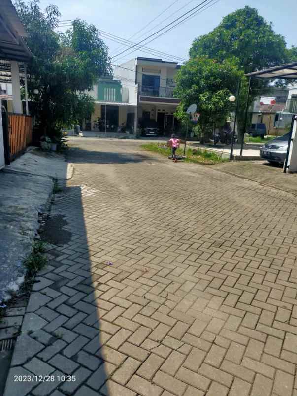 dijual rumah jl rancasari