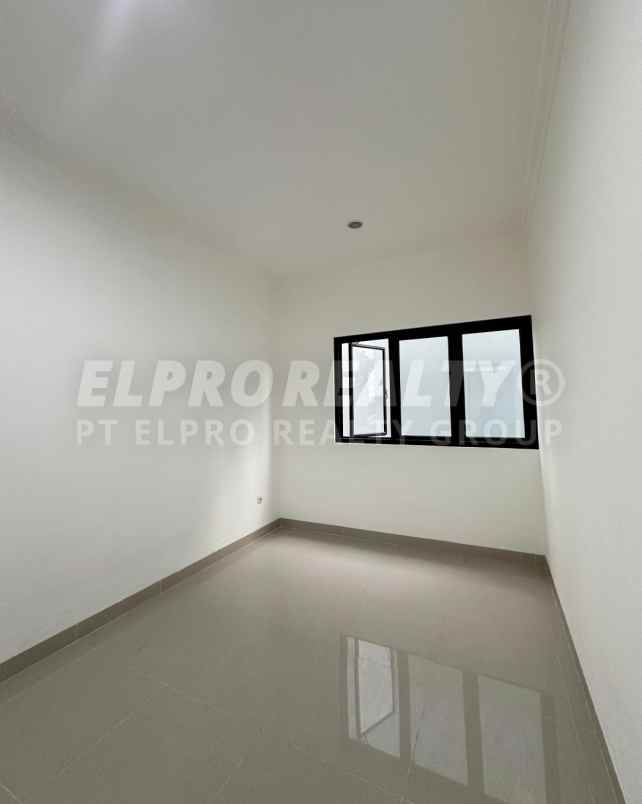 dijual rumah jl raya lebak bulus